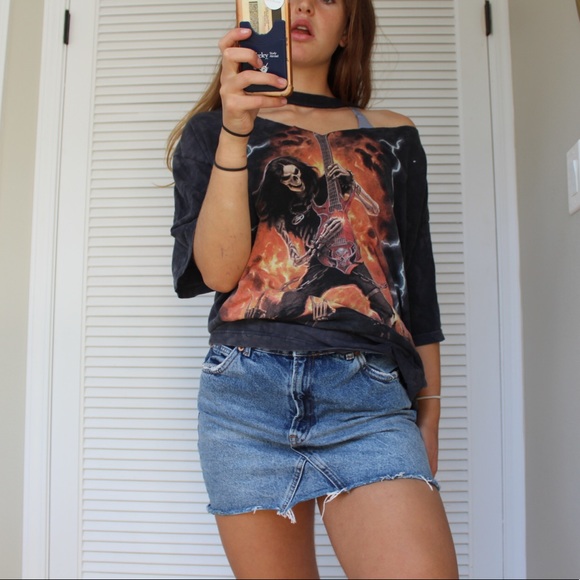 Reworked Thrifted Graphic T - Picture 1 of 4